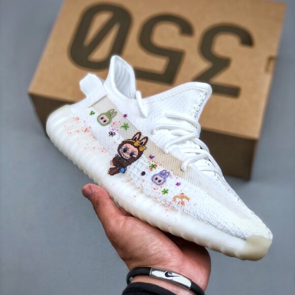 Yeezy slides US 10 Slippers - Picture 2 of 9